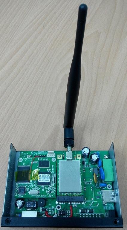 基于stm32之物联网节点与semtech的工厂人员管理系统